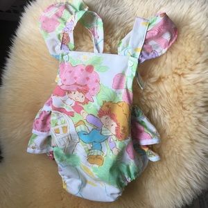 Vintage Strawberry Shortcake by The Baby Cave 2T